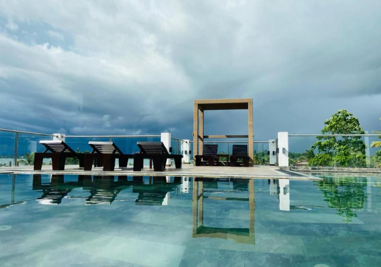 Emerald Bay Resort Mirissa Eksteriør bilde